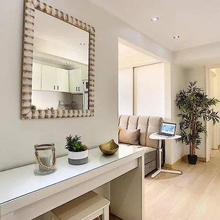 Apartment Tropical Sun By Lovelystay