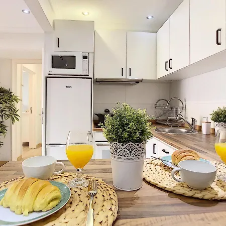 Tropical Sun By Lovelystay Apartment *
